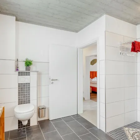 Admiral Vanessa Lägenhet