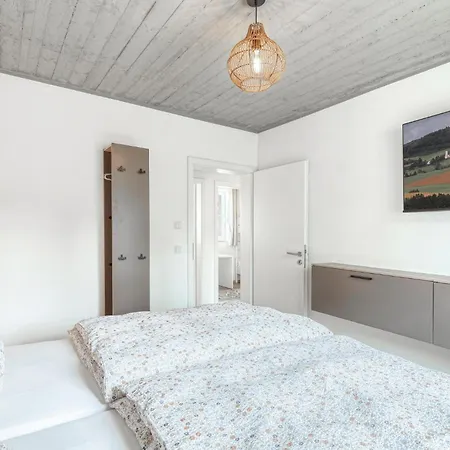 Lägenhet Admiral Vanessa *