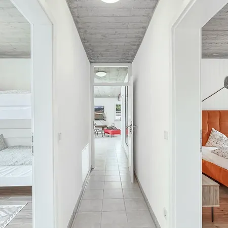 Admiral Vanessa Lägenhet Irrhausen