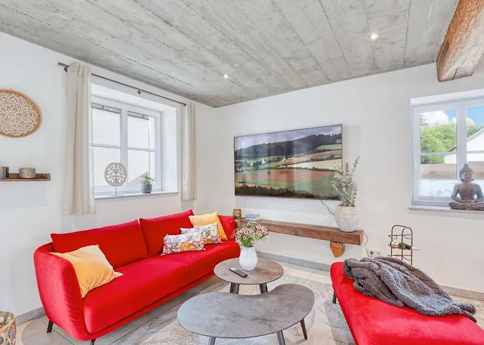 Admiral Vanessa Irrhausen