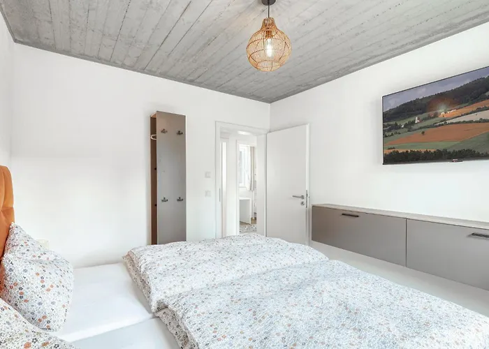 Διαμέρισμα Admiral Vanessa *